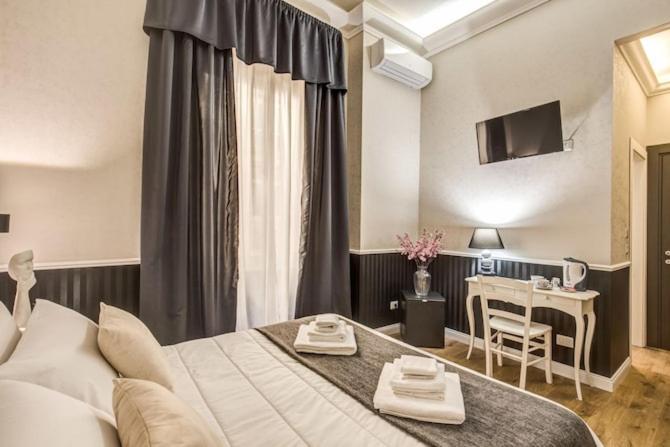 Hotel Smart Lux Roma Veneto Exterior foto