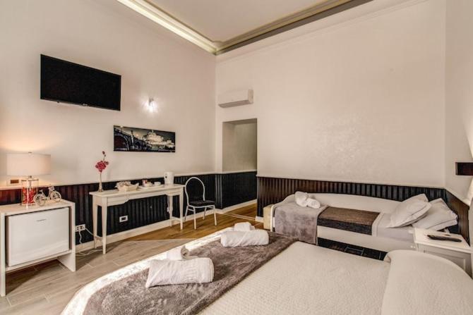 Hotel Smart Lux Roma Veneto Exterior foto