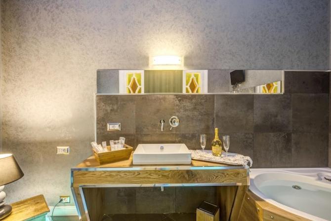 Hotel Smart Lux Roma Veneto Exterior foto
